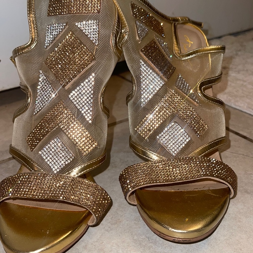 Gold with diamond bling bling✨ sparkle